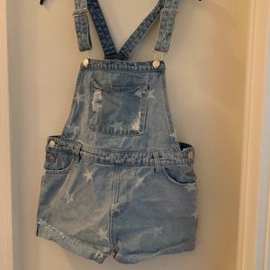 Kittenish Patriotic Jean overall shorts with stars - size M